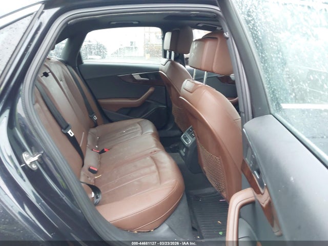 2018 Audi A4 2.0t Premium მანქანა იყიდება აუქციონზე, vin: WAUFNAF4XJN002061, აუქციონის ნომერი: 44681127