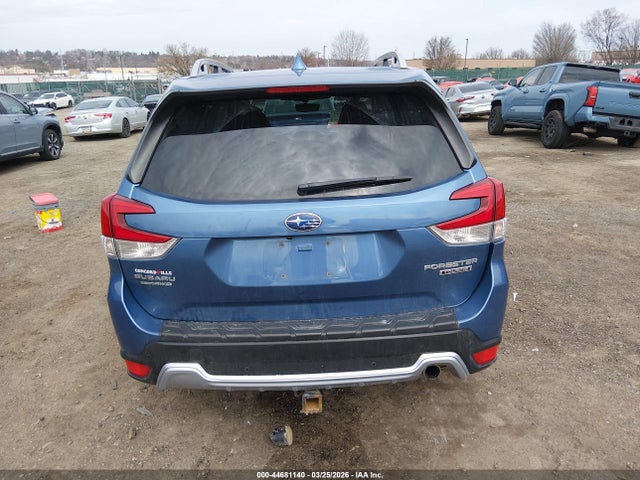 Продажа на аукционе авто 2023 Subaru Forester Touring, vin: JF2SKARC5PH431226, номер лота: 44681140