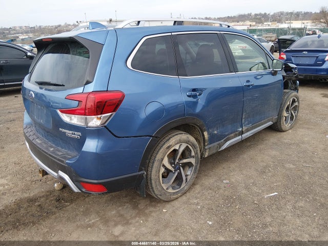 Продажа на аукционе авто 2023 Subaru Forester Touring, vin: JF2SKARC5PH431226, номер лота: 44681140