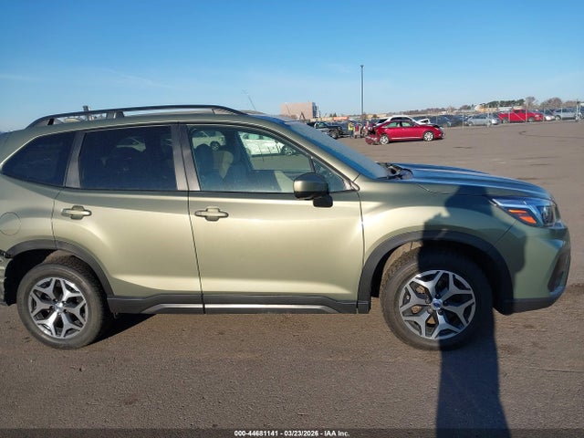 2019 Subaru Forester Premium მანქანა იყიდება აუქციონზე, vin: JF2SKAGC8KH508313, აუქციონის ნომერი: 44681141
