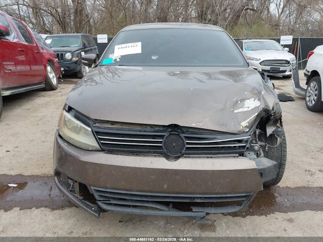 44681162 :رقم المزاد ، 3VWLL7AJ7DM241896 vin ، 2013 Volkswagen Jetta 2.0l Tdi مزاد بيع