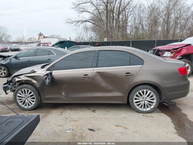 44681162 :رقم المزاد ، 3VWLL7AJ7DM241896 vin ، 2013 Volkswagen Jetta 2.0l Tdi مزاد بيع