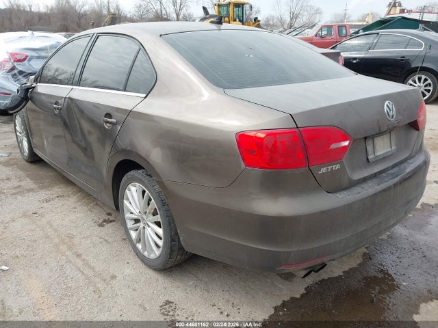 2013 VOLKSWAGEN JETTA 3VWLL7AJ7DM241896 Photo 2
