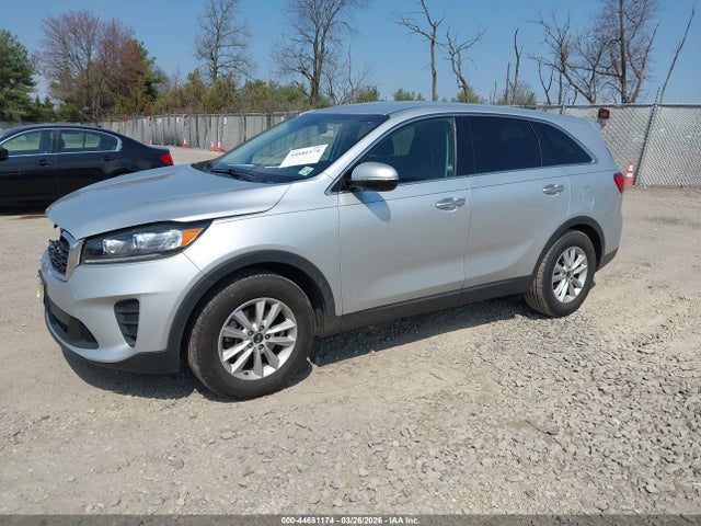 Продажа на аукционе авто 2019 Kia Sorento 2.4l L, vin: 5XYPG4A39KG586057, номер лота: 44681174