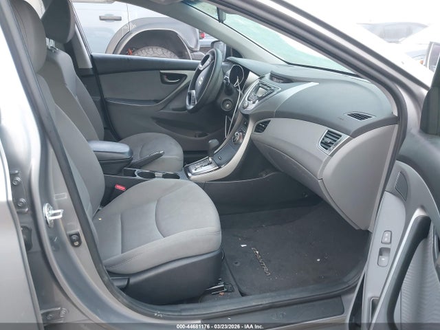 2013 HYUNDAI ELANTRA KMHDH4AE1DU529589 Photo 4