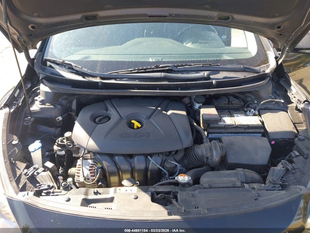KMHD35LH3GU305224 Hyundai ELANTRA GT