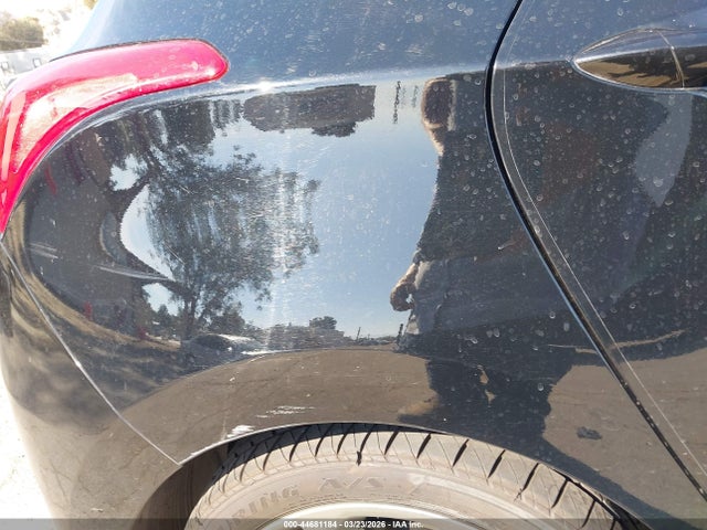 KMHD35LH3GU305224 Hyundai ELANTRA GT