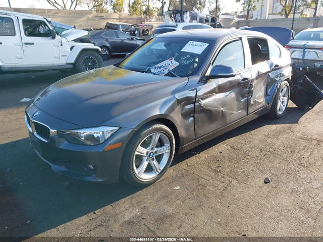 BMW 320i 2014 WBA3B1G52ENS79876 Image 2