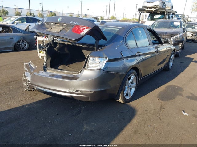 BMW 320i 2014 WBA3B1G52ENS79876 Image 4