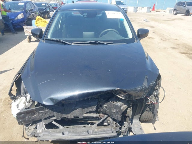 3MYDLBYV7HY193738 Toyota YARIS IA