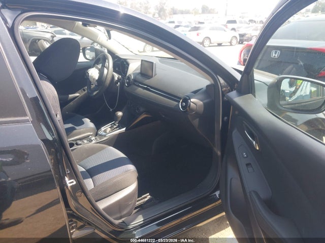 3MYDLBYV7HY193738 Toyota YARIS IA