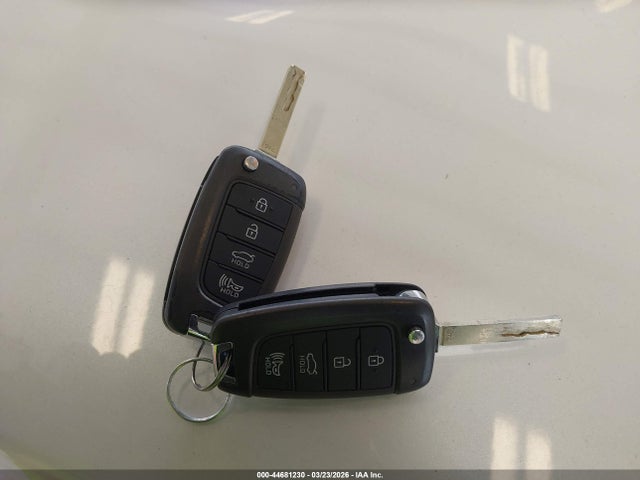 44681230 :رقم المزاد ، 3KPC24A64NE178249 vin ، 2022 Hyundai Accent Se مزاد بيع
