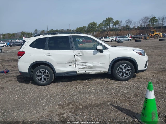 Продажа на аукционе авто 2019 Subaru Forester Premium, vin: JF2SKAGC2KH480749, номер лота: 44681267