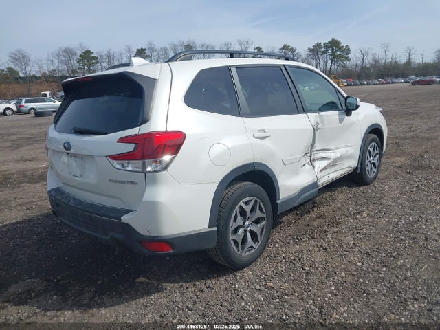 Продажа на аукционе авто 2019 Subaru Forester Premium, vin: JF2SKAGC2KH480749, номер лота: 44681267
