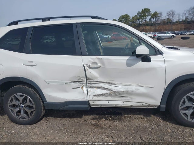 Продажа на аукционе авто 2019 Subaru Forester Premium, vin: JF2SKAGC2KH480749, номер лота: 44681267