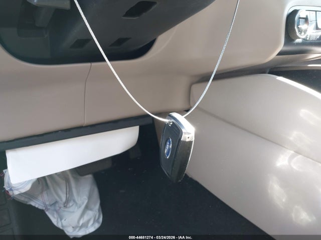 1FMCU9J91LUC27466 Ford Escape Titanium