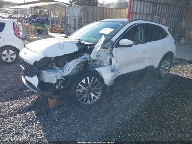 1FMCU9J91LUC27466 Ford Escape Titanium