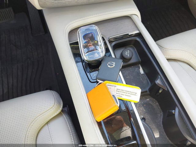 YV4H60LF2R1236445 Volvo Xc90 Recharge Plug-in Hybrid T8 Ultimate 6-seater