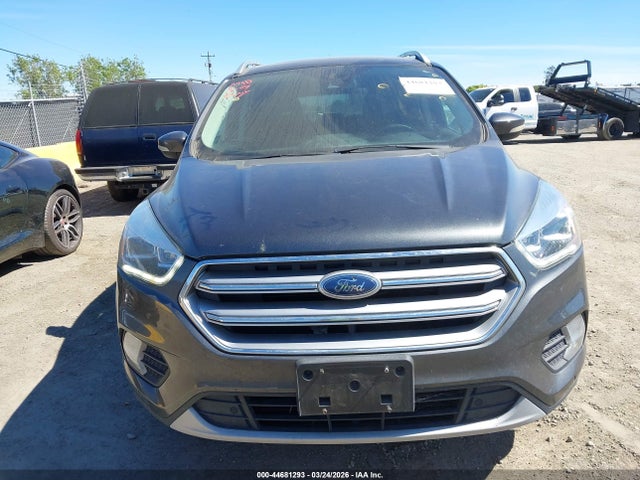 Ford Escape Titanium 2017 1FMCU9J94HUC27422 Image 13