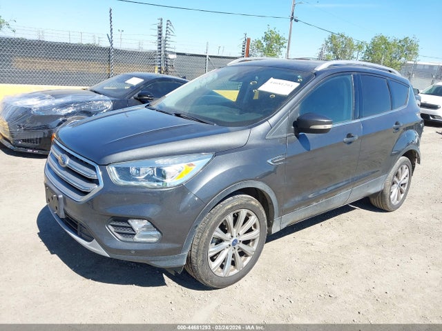 Ford Escape Titanium 2017 1FMCU9J94HUC27422 Image 2