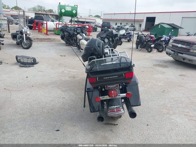 2012 HARLEY-DAVIDSON FLHTK 1HD1KEM10CB688572 Photo 5