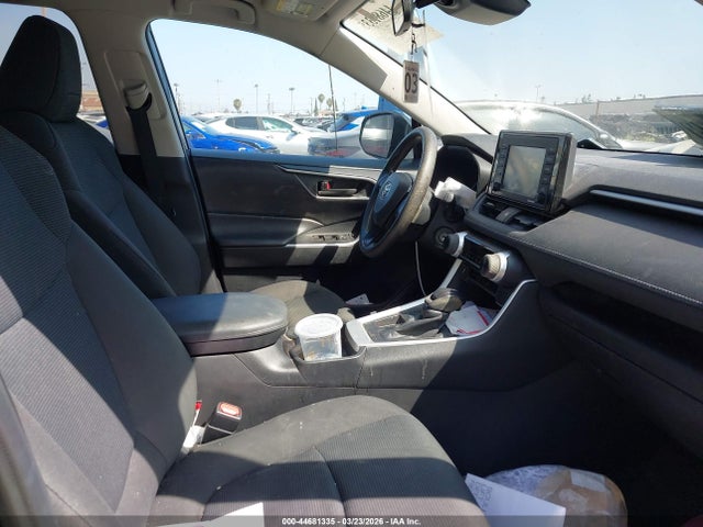Toyota RAV4 LE 2021 2T3H1RFV6MC133484 Image 5