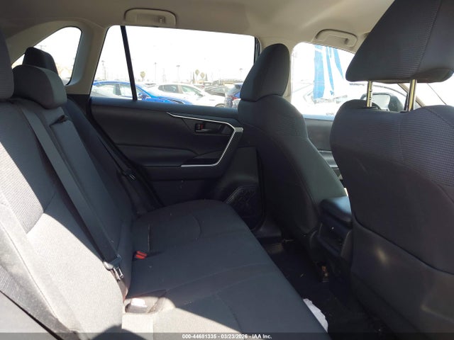Toyota RAV4 LE 2021 2T3H1RFV6MC133484 Image 8