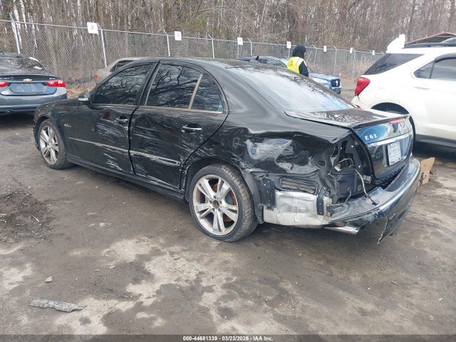 2008 MERCEDES-BENZ E 63 AMG WDBUF77X28B191687 Photo 2