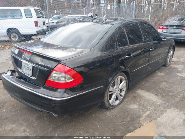 2008 MERCEDES-BENZ E 63 AMG WDBUF77X28B191687 Photo 3