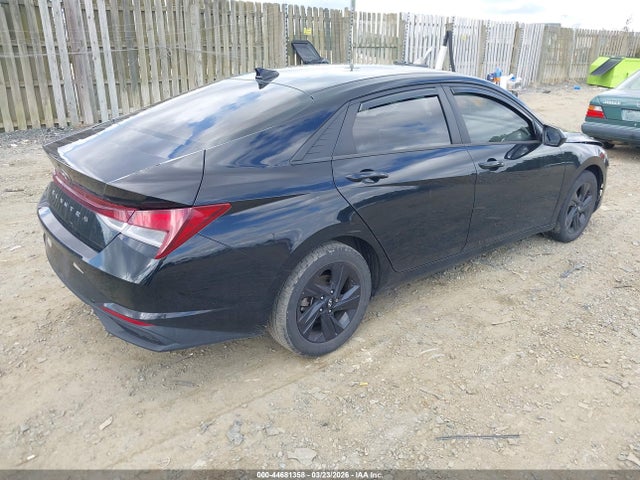 2022 HYUNDAI ELANTRA 5NPLM4AG1NH066409 Photo 3