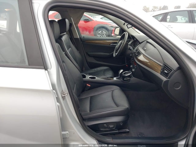 44681378 :رقم المزاد ، WBAVM1C53DVW44430 vin ، 2013 Bmw X1 Sdrive28i مزاد بيع
