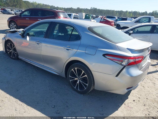 2018 Toyota Camry Se მანქანა იყიდება აუქციონზე, vin: 4T1B11HK2JU547682, აუქციონის ნომერი: 44681393