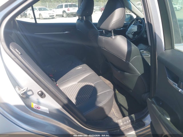 2018 Toyota Camry Se მანქანა იყიდება აუქციონზე, vin: 4T1B11HK2JU547682, აუქციონის ნომერი: 44681393