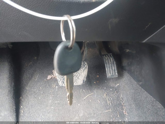 44681404 :رقم المزاد ، JM1BL1VG6B1366618 vin ، 2011 Mazda Mazda3 I Touring مزاد بيع