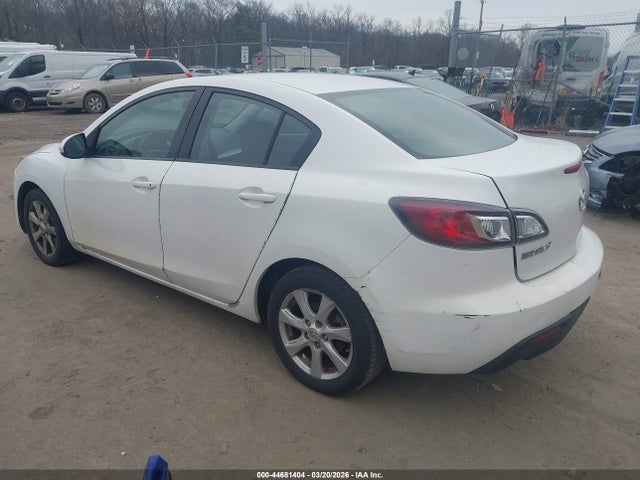 44681404 :رقم المزاد ، JM1BL1VG6B1366618 vin ، 2011 Mazda Mazda3 I Touring مزاد بيع