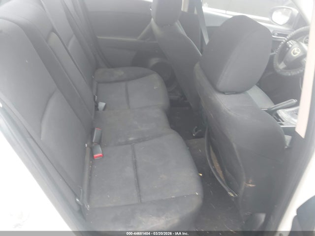 44681404 :رقم المزاد ، JM1BL1VG6B1366618 vin ، 2011 Mazda Mazda3 I Touring مزاد بيع
