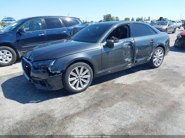 2019 AUDI A4 WAUGMAF43KA114202 Photo 1