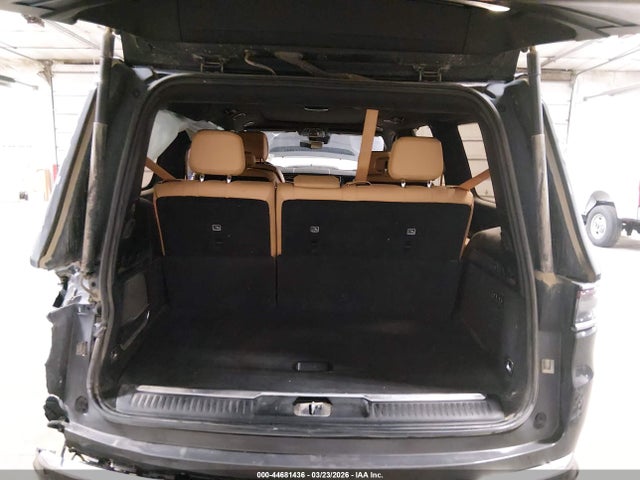 44681436 :رقم المزاد ، 1C4SJVGJ3NS103345 vin ، 2022 Jeep Grand Wagoneer Series Iii 4x4 مزاد بيع