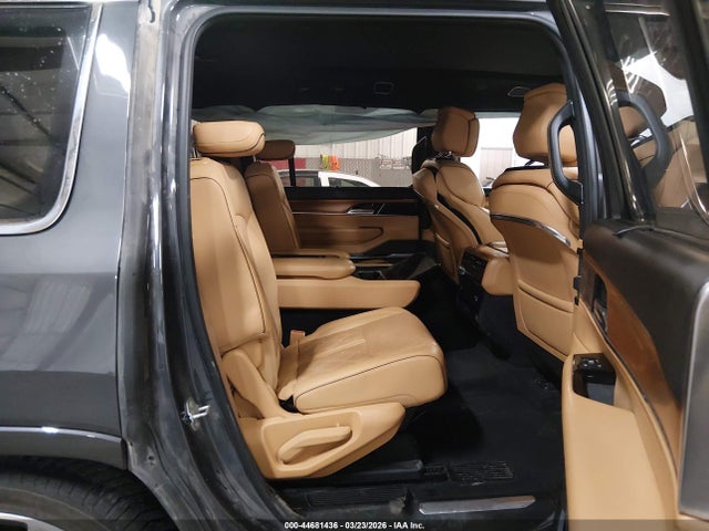 44681436 :رقم المزاد ، 1C4SJVGJ3NS103345 vin ، 2022 Jeep Grand Wagoneer Series Iii 4x4 مزاد بيع