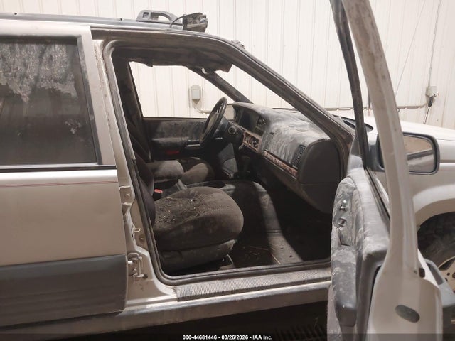 Aukcja sprzedaży 1997 Jeep Grand Cherokee Laredo/tsi, vin: 1J4GZ58S3VC685814, numer aukcji: 44681446