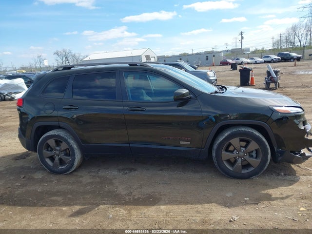 Продажа на аукционе авто 2017 Jeep Cherokee 75th Anniversary Edition 4x4, vin: 1C4PJMCSXHW568541, номер лота: 44681456