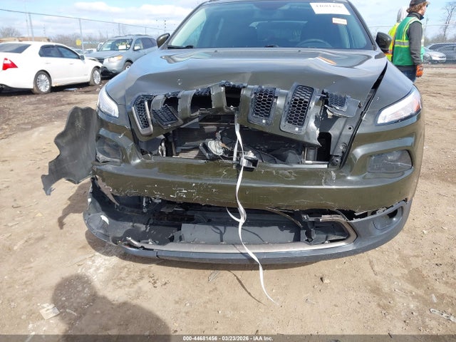 Продажа на аукционе авто 2017 Jeep Cherokee 75th Anniversary Edition 4x4, vin: 1C4PJMCSXHW568541, номер лота: 44681456