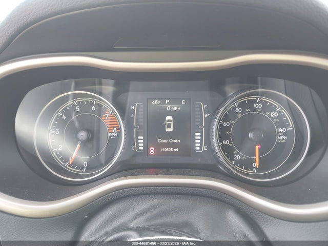Продажа на аукционе авто 2017 Jeep Cherokee 75th Anniversary Edition 4x4, vin: 1C4PJMCSXHW568541, номер лота: 44681456
