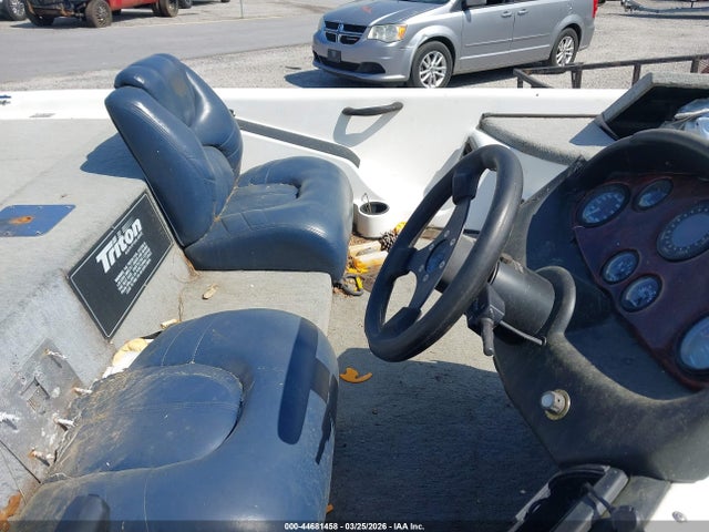 Продажа на аукционе авто 2000 Triton Boat, vin: TJZ1P391K900, номер лота: 44681458