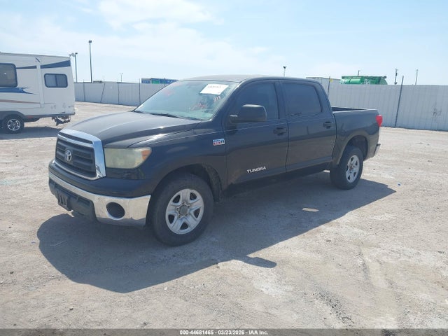 2010 TOYOTA TUNDRA 5TFDW5F10AX135565 Photo 1