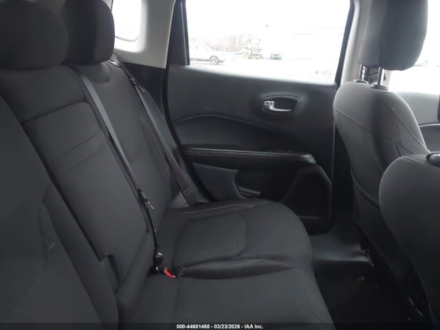 2017 Jeep New Compass Sport Fwd მანქანა იყიდება აუქციონზე, vin: 3C4NJCAB3HT682021, აუქციონის ნომერი: 44681468