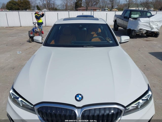 44681472 :رقم المزاد ، 3MW89CW08T8F98511 vin ، 2026 Bmw 330i Xdrive Na مزاد بيع