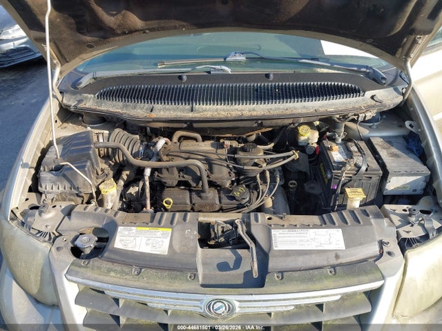44681501 :رقم المزاد ، 2C4GP54L85R542715 vin ، 2005 Chrysler Town & Country Touring مزاد بيع