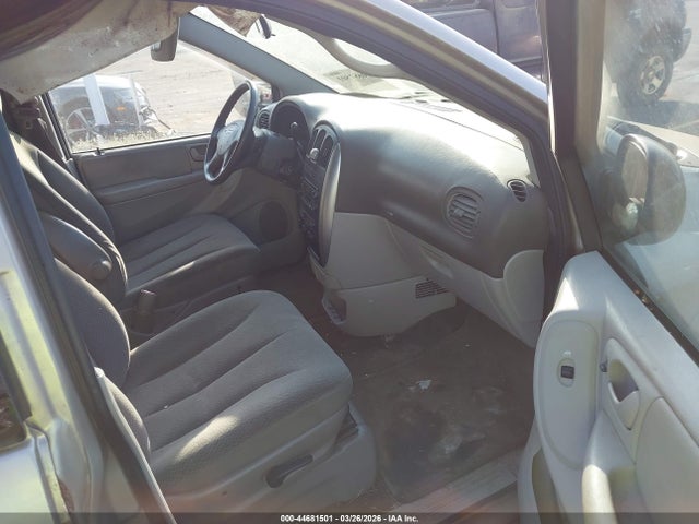 44681501 :رقم المزاد ، 2C4GP54L85R542715 vin ، 2005 Chrysler Town & Country Touring مزاد بيع