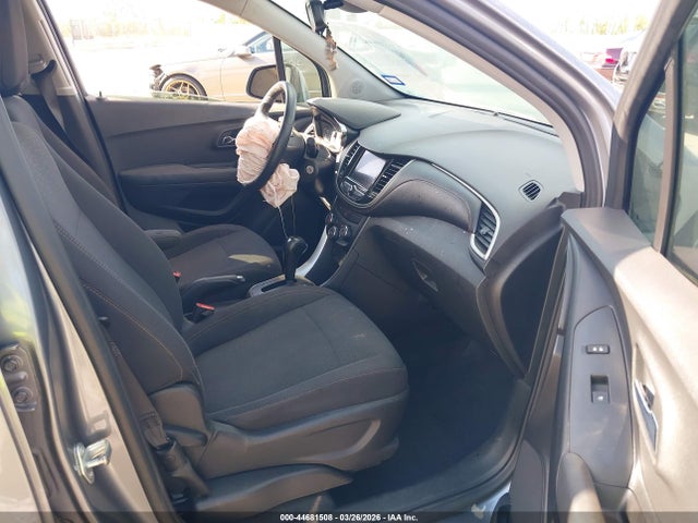 3GNCJKSB1LL134504 Chevrolet Trax Fwd Ls